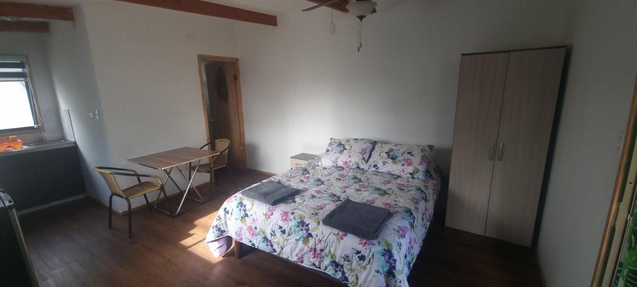 Hostal Henua Roa 2 Apartment Hanga Roa Luaran gambar